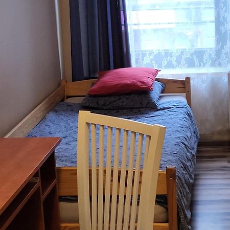 Hostel Gliwice Centrum Parking ภายนอก รูปภาพ